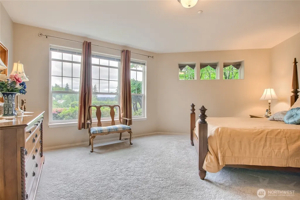 4516 226th Terrace SE Issaquah WA 98029