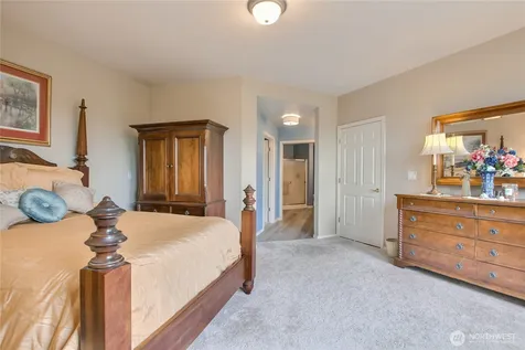 4516 226th Terrace SE Issaquah WA 98029