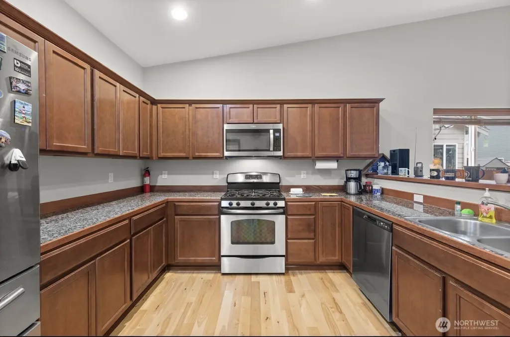 11703 55th Avenue NE Marysville WA 98271