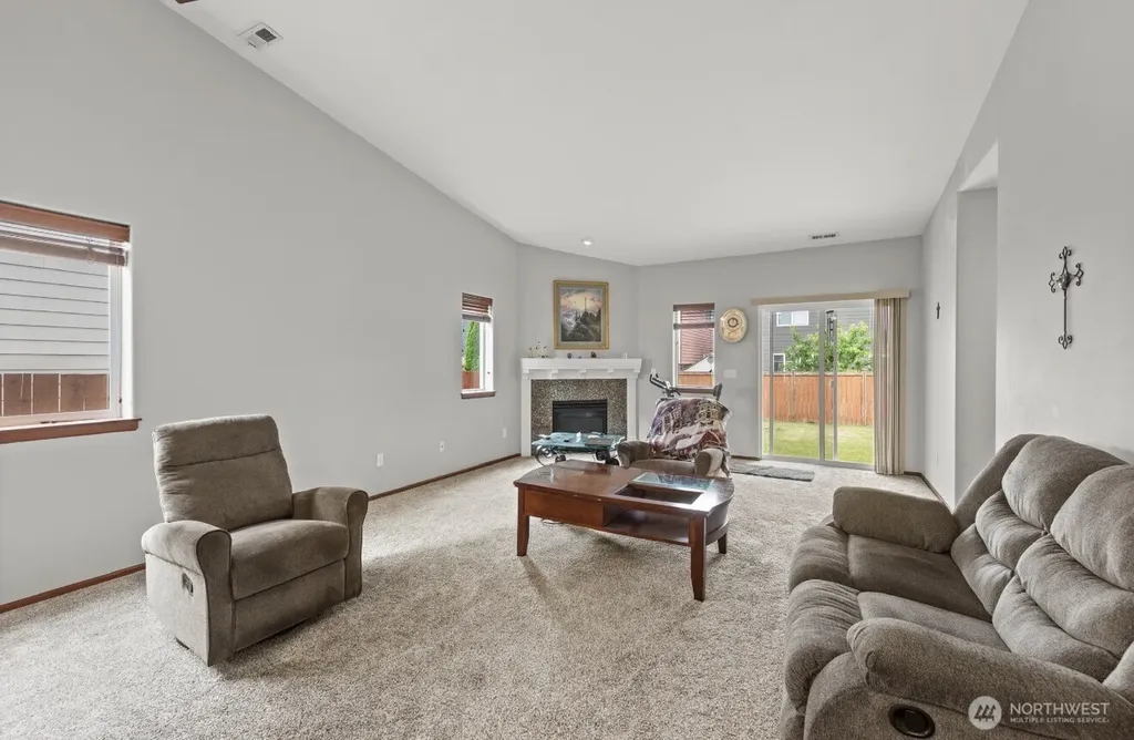 11703 55th Avenue NE Marysville WA 98271