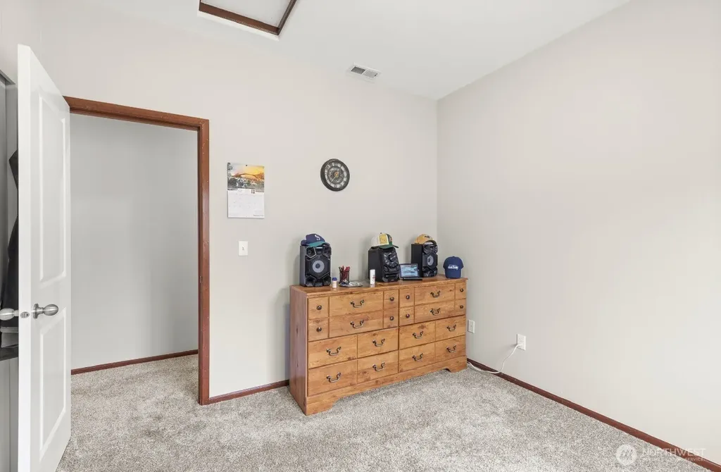 11703 55th Avenue NE Marysville WA 98271