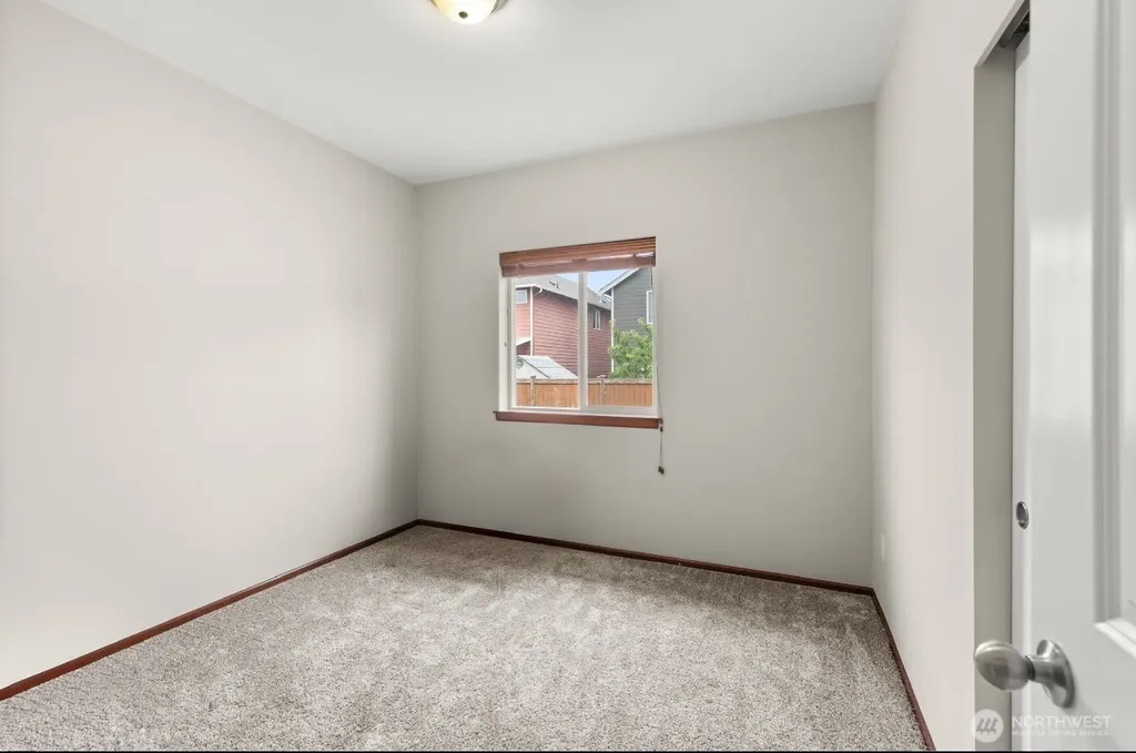 11703 55th Avenue NE Marysville WA 98271