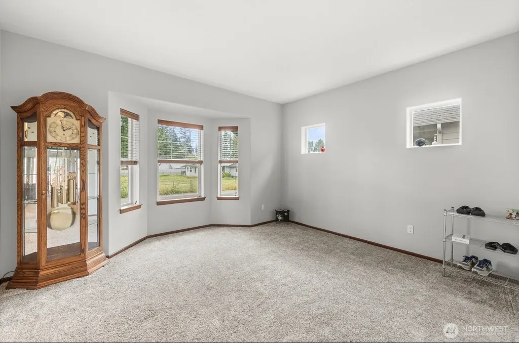 11703 55th Avenue NE Marysville WA 98271
