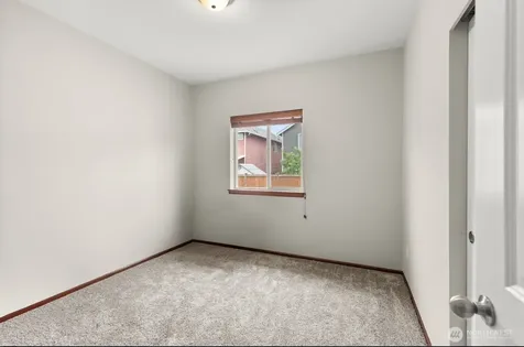 11703 55th Avenue NE Marysville WA 98271