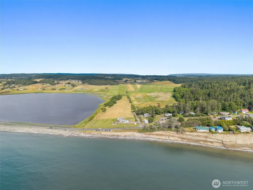 501 SW Fairway Drive Oak Harbor WA 98277