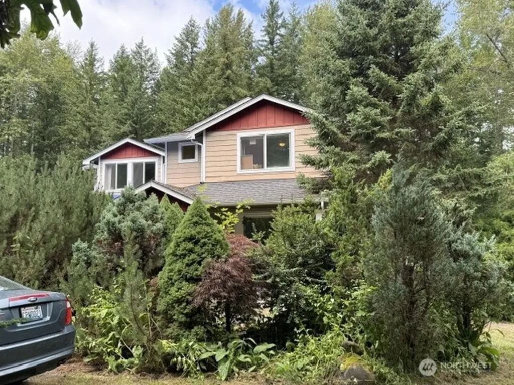 11315 384th Street E Eatonville WA 98328