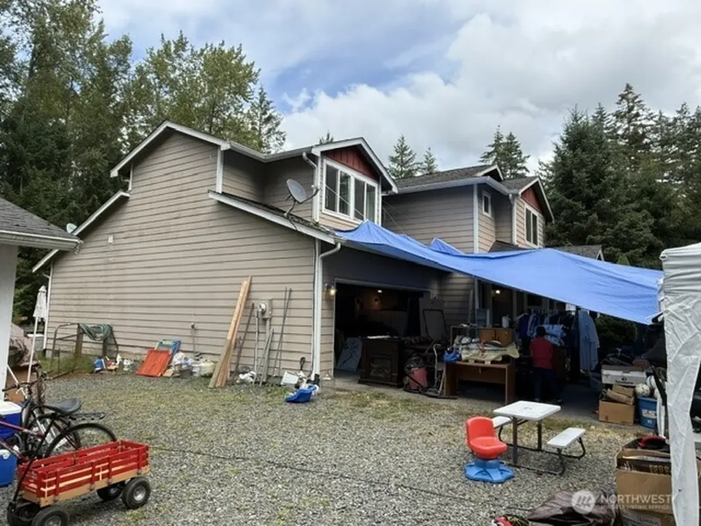 11315 384th Street E Eatonville WA 98328