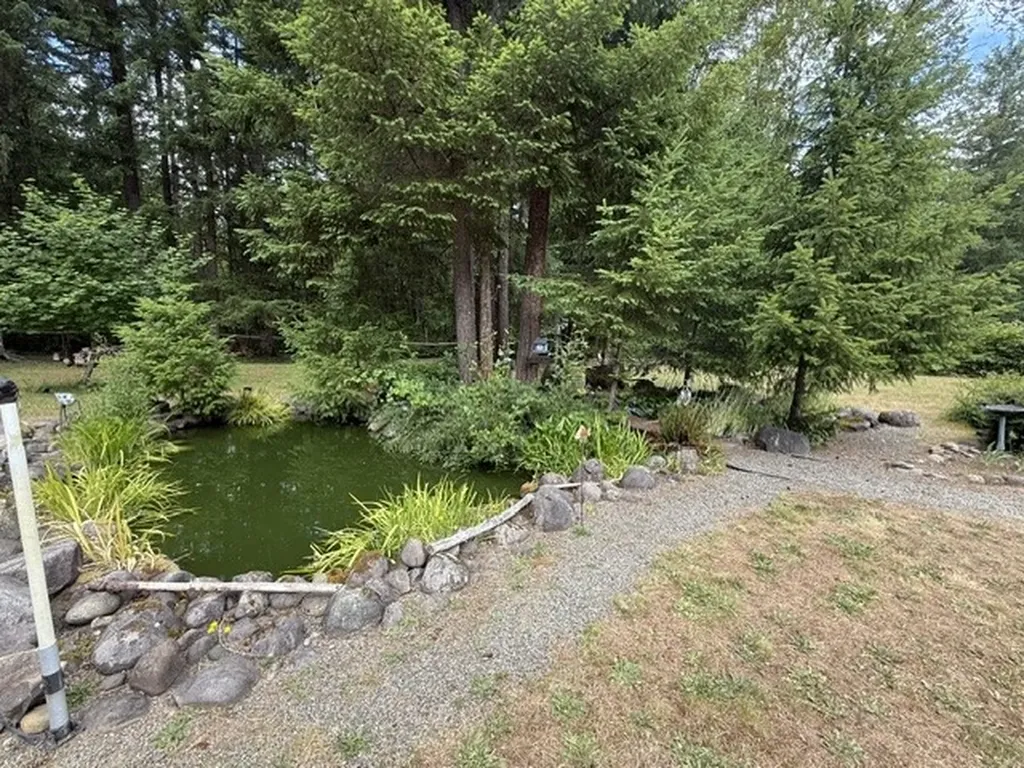 11315 384th Street E Eatonville WA 98328