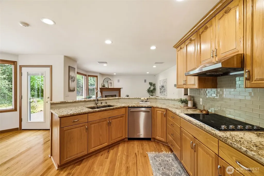 14003 263rd Ave E Buckley WA 98321