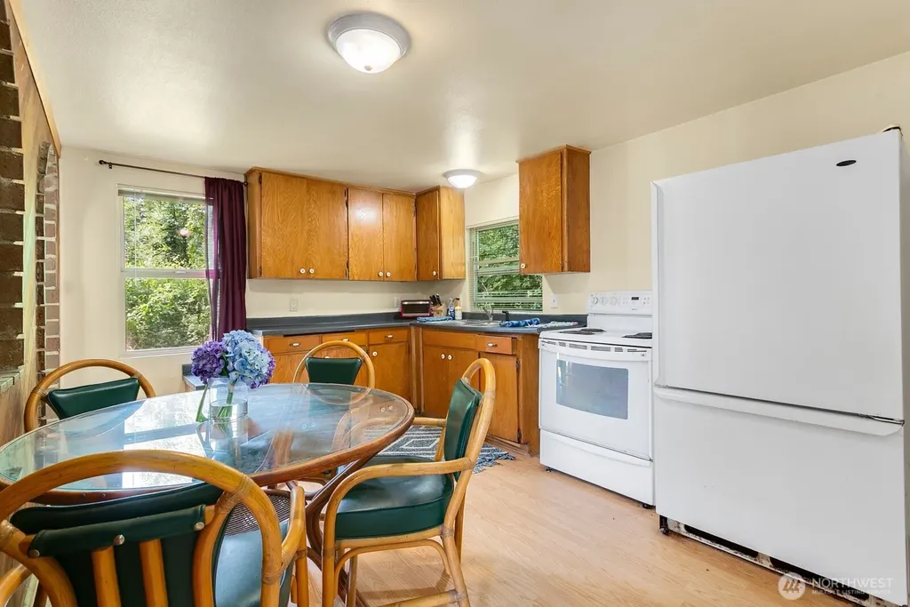4177 State Highway 3 W Bremerton WA 98312