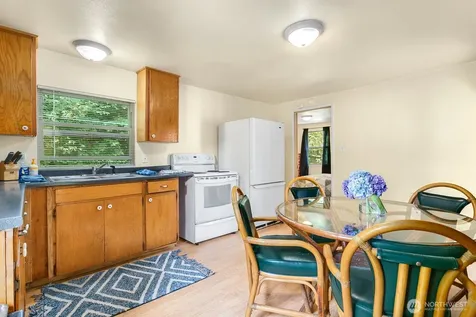 4177 State Highway 3 W Bremerton WA 98312