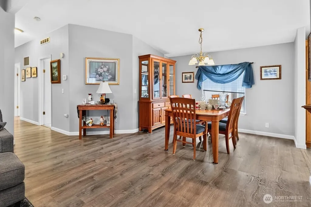 540 N 7th Avenue Sequim WA 98382
