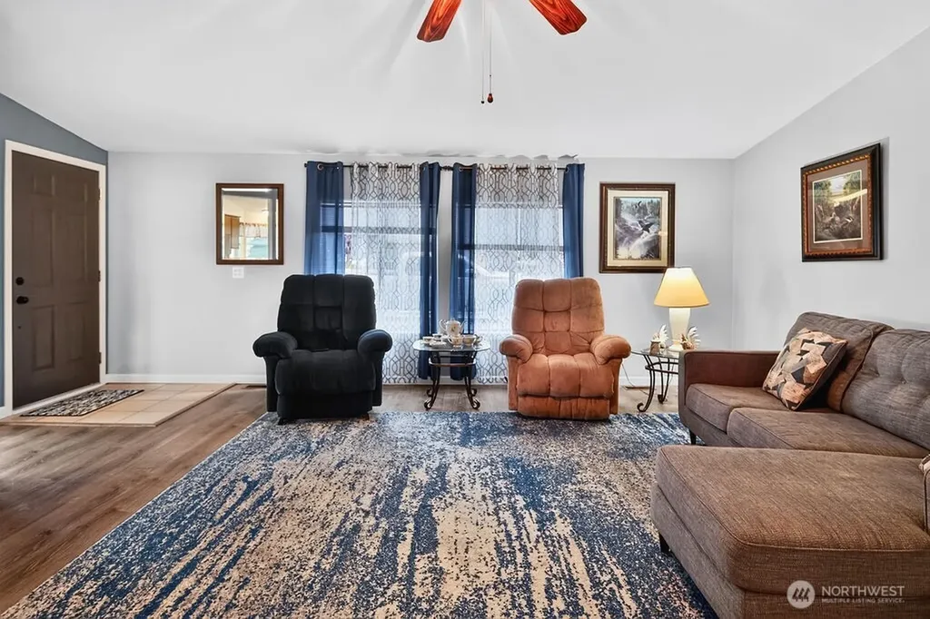 540 N 7th Avenue Sequim WA 98382