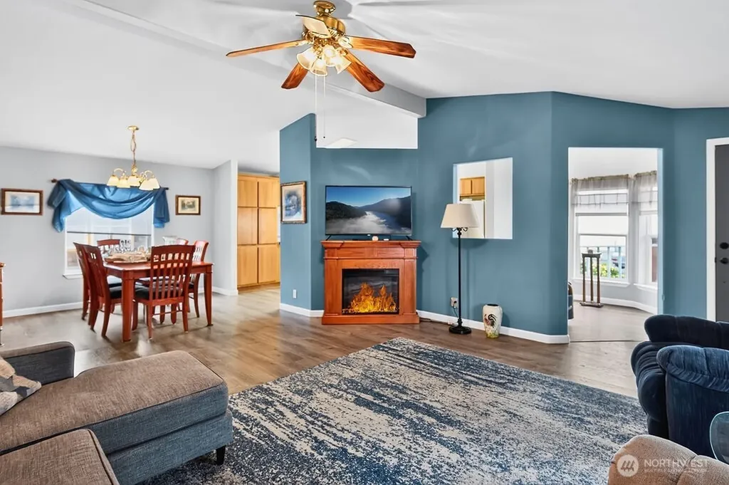540 N 7th Avenue Sequim WA 98382