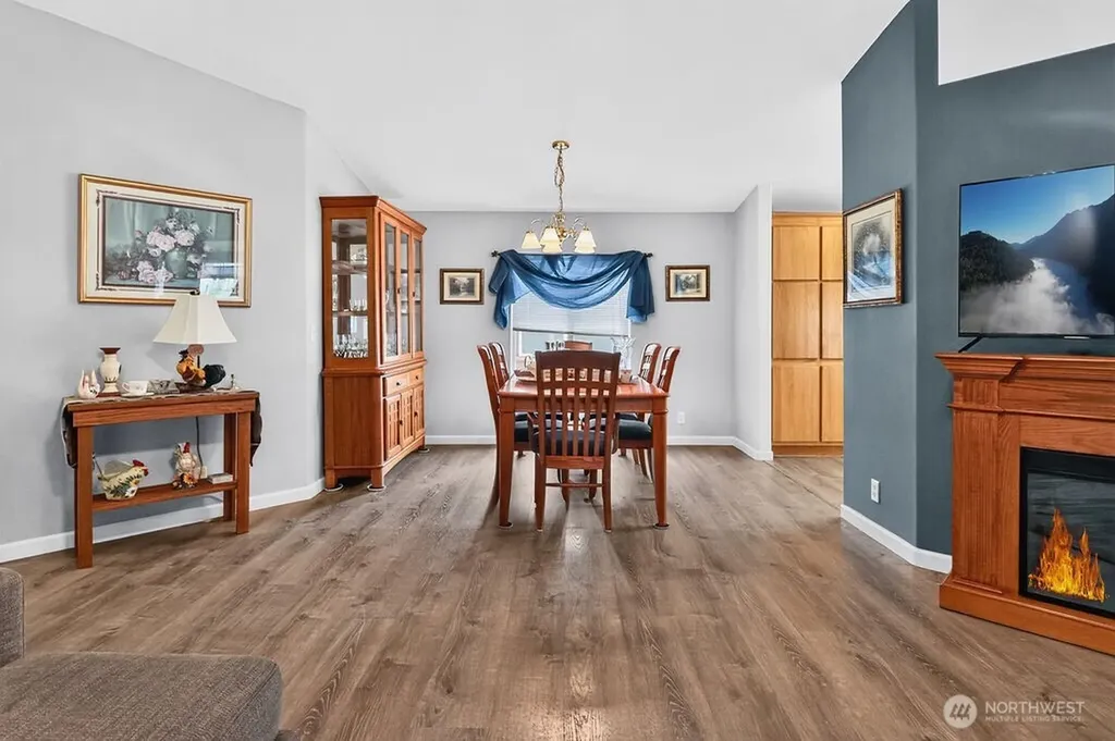 540 N 7th Avenue Sequim WA 98382