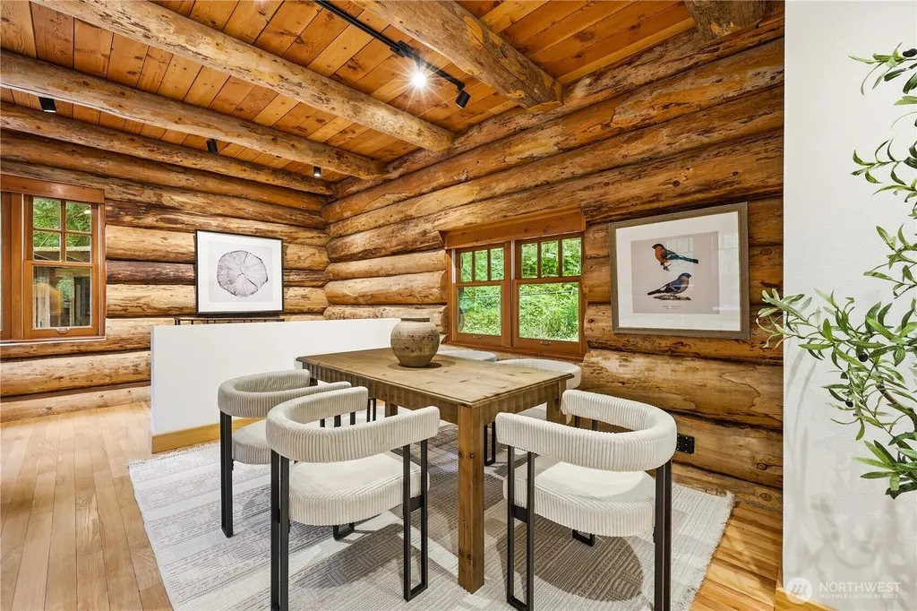 5931 290th Avenue SE Issaquah WA 98027