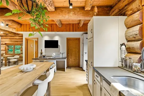 5931 290th Avenue SE Issaquah WA 98027