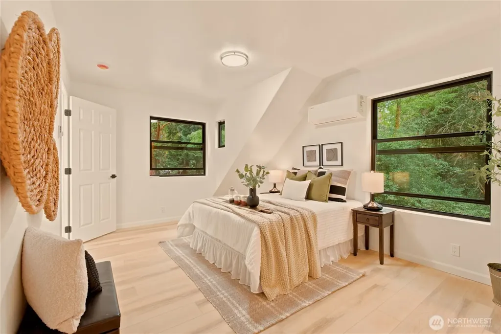 14151 Komedal Road NE Bainbridge Island WA 98110