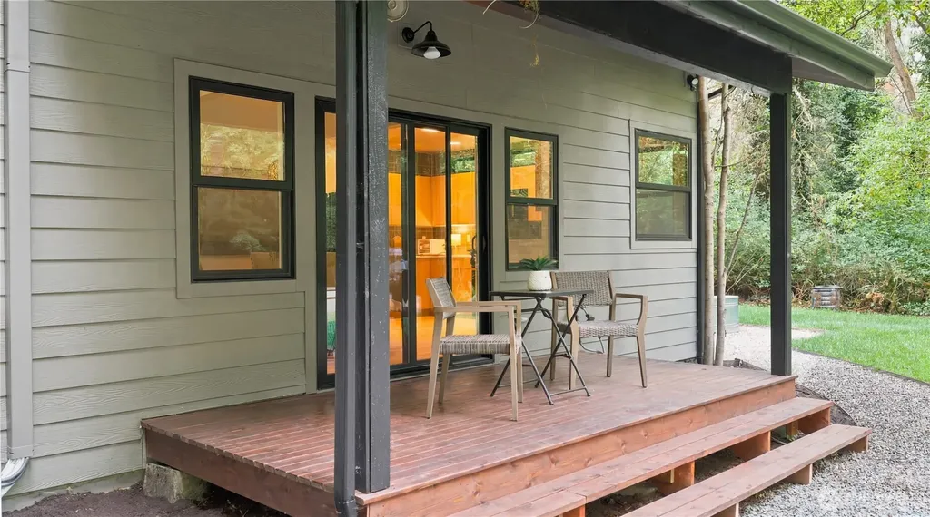 14151 Komedal Road NE Bainbridge Island WA 98110
