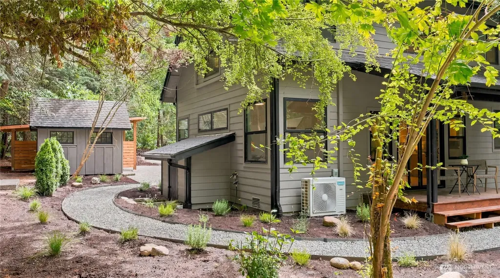 14151 Komedal Road NE Bainbridge Island WA 98110