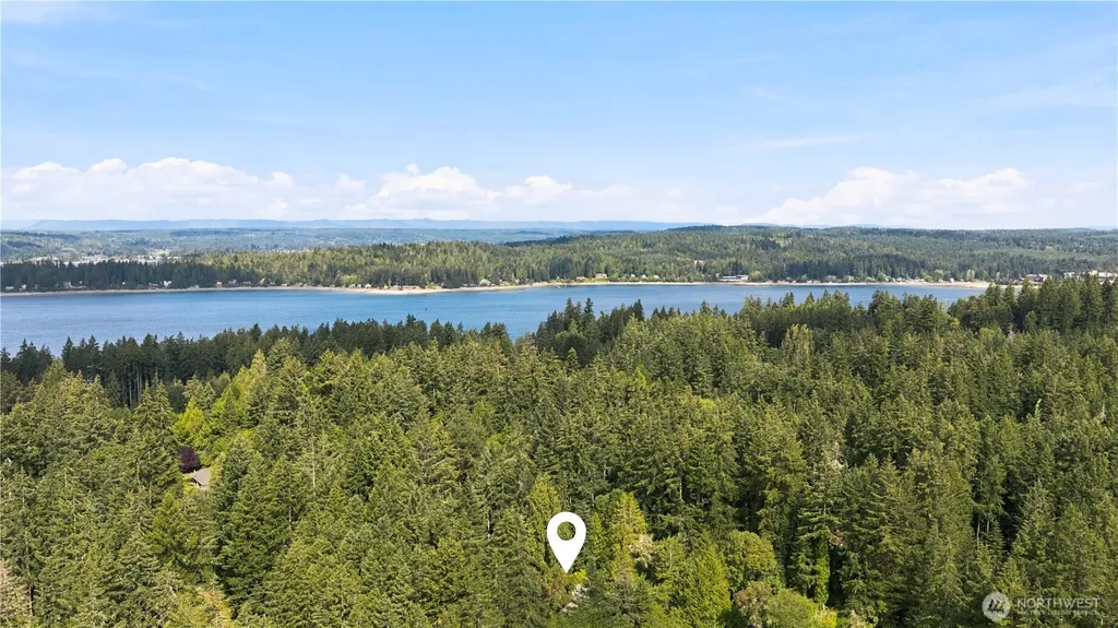 14151 Komedal Road NE Bainbridge Island WA 98110