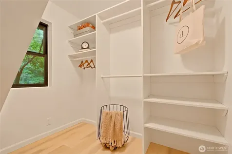 14151 Komedal Road NE Bainbridge Island WA 98110