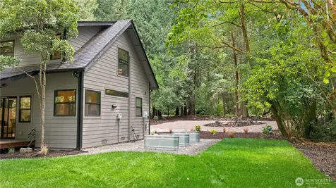 14151 Komedal Road NE Bainbridge Island WA 98110