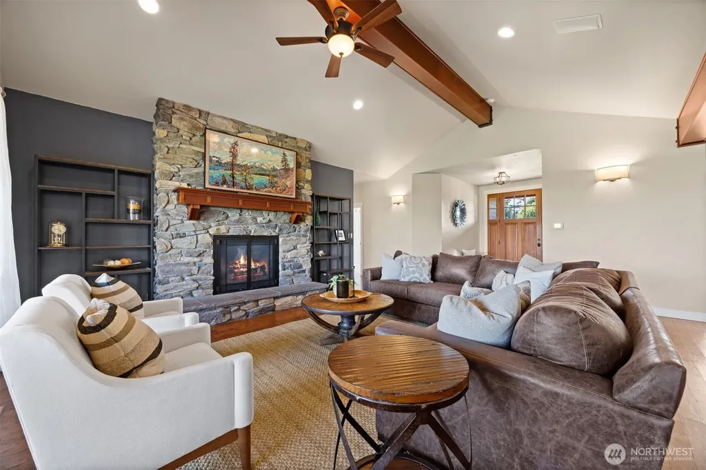 6818 Baker Ridge Drive Lynden WA 98264