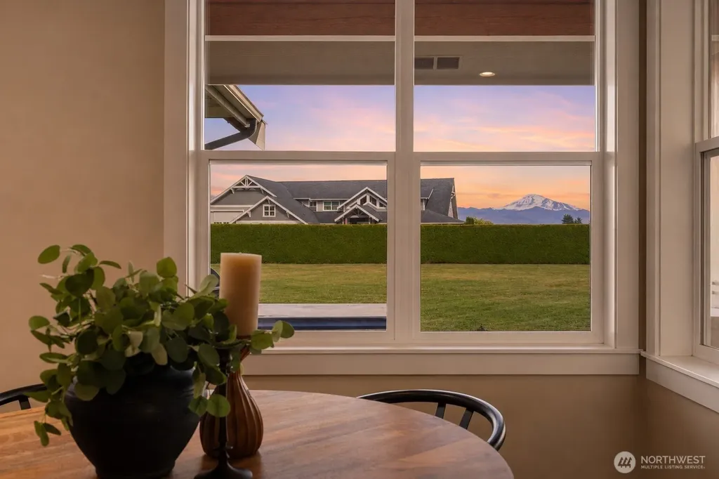 6818 Baker Ridge Drive Lynden WA 98264
