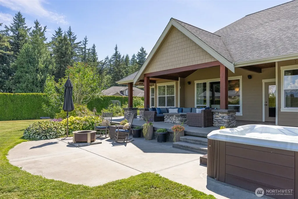 6818 Baker Ridge Drive Lynden WA 98264