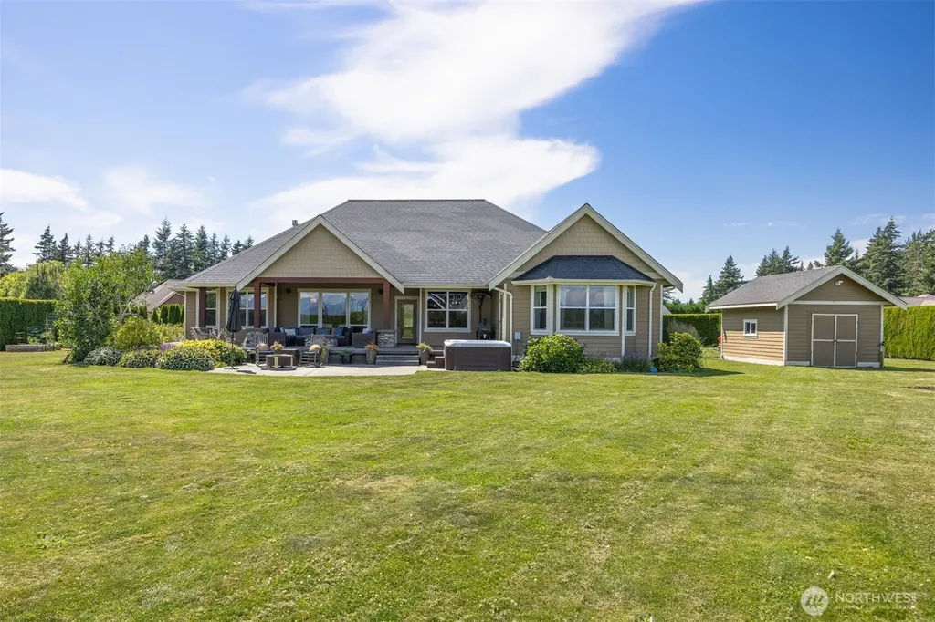 6818 Baker Ridge Drive Lynden WA 98264