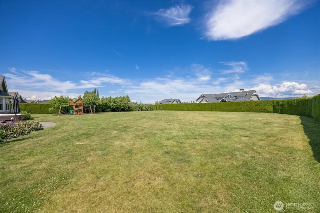 6818 Baker Ridge Drive Lynden WA 98264
