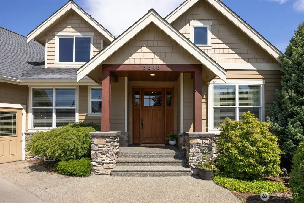 6818 Baker Ridge Drive Lynden WA 98264