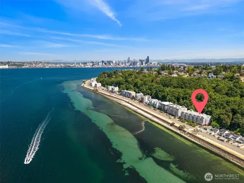 1564 Alki Avenue SW Seattle WA 98116