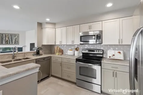 1564 Alki Avenue SW Seattle WA 98116