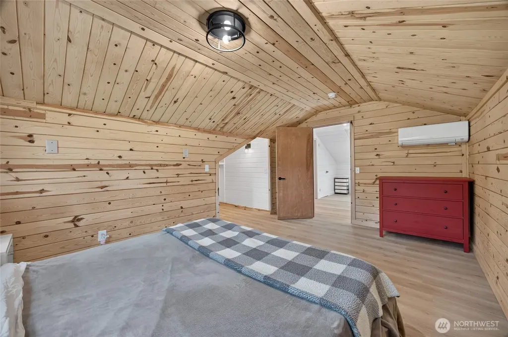 163 Tatoosh View Drive Packwood WA 98361