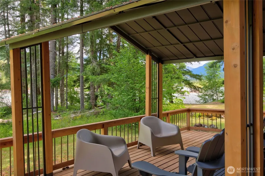 163 Tatoosh View Drive Packwood WA 98361