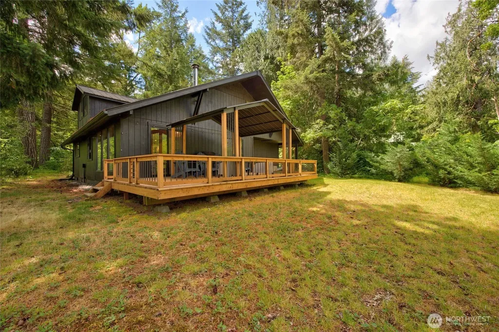 163 Tatoosh View Drive Packwood WA 98361