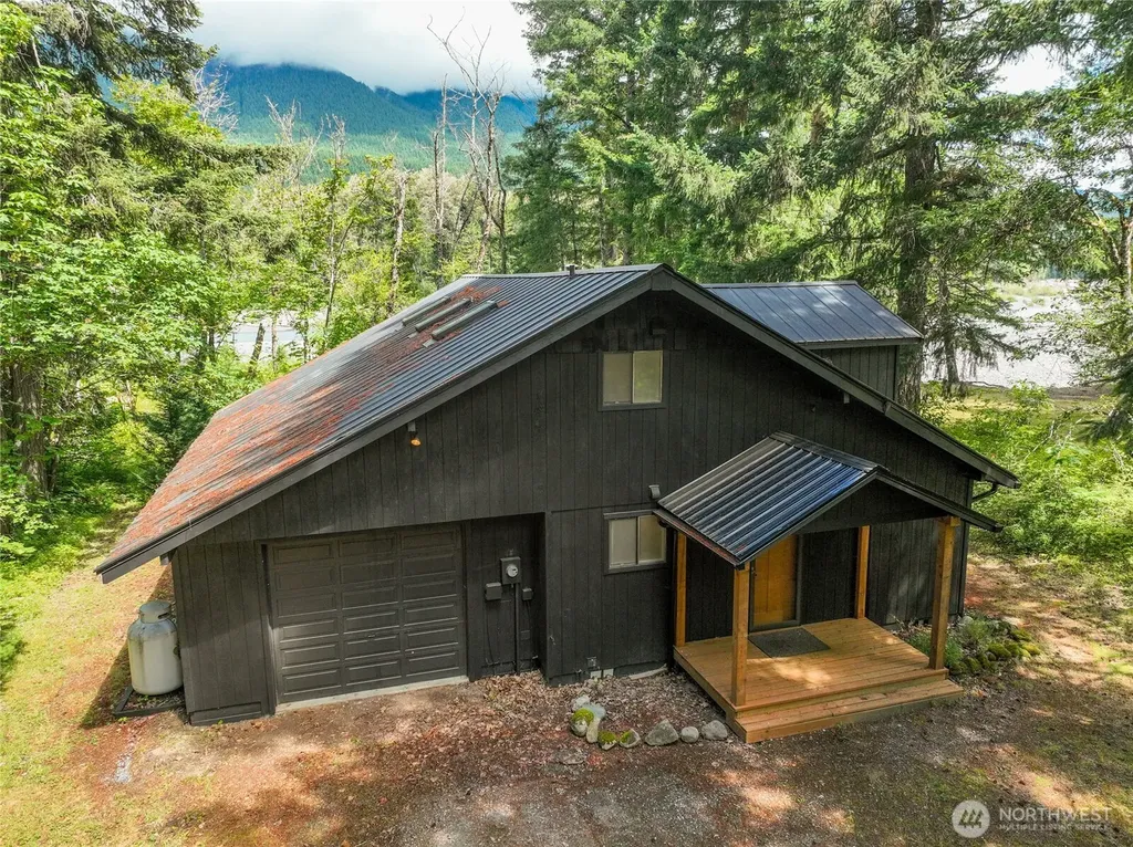 163 Tatoosh View Drive Packwood WA 98361
