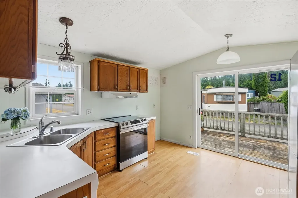 32501 NE 50th Street Carnation WA 98014