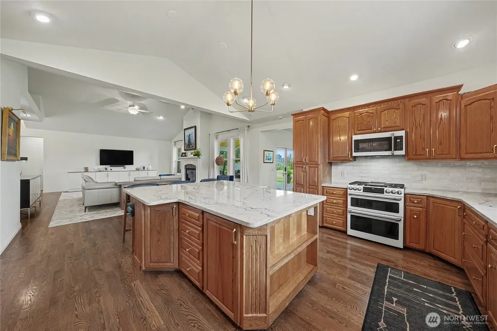 5027 Rd. K.8 NE Moses Lake WA 98837