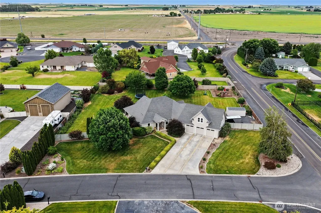 5027 Rd. K.8 NE Moses Lake WA 98837