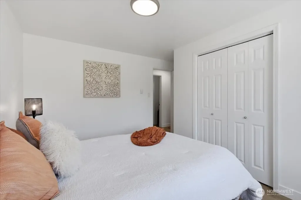 11515 26th Avenue SW Seattle WA 98146