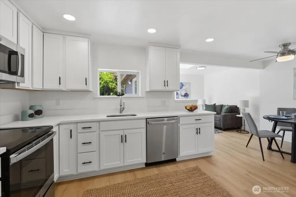 11515 26th Avenue SW Seattle WA 98146