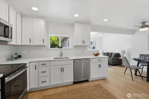 11515 26th Avenue SW Seattle WA 98146