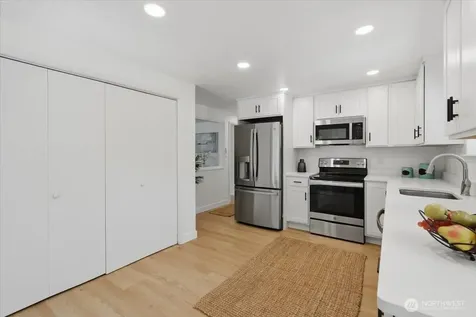 11515 26th Avenue SW Seattle WA 98146