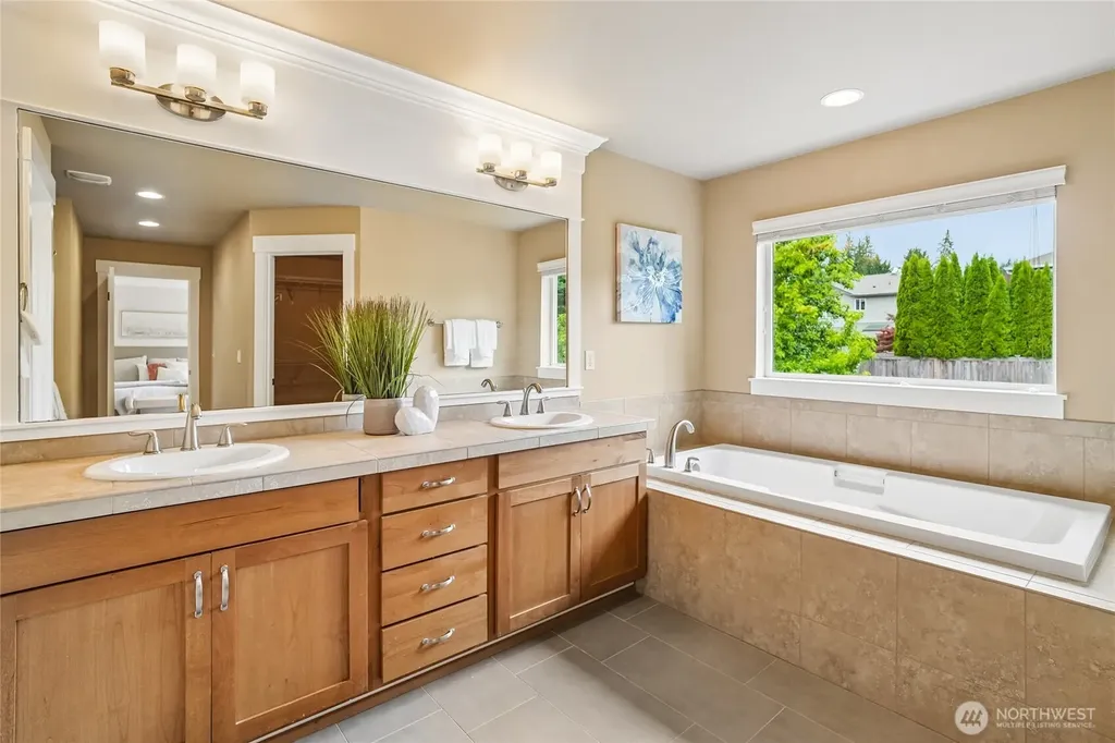 6308 SE 2nd Street Renton WA 98059