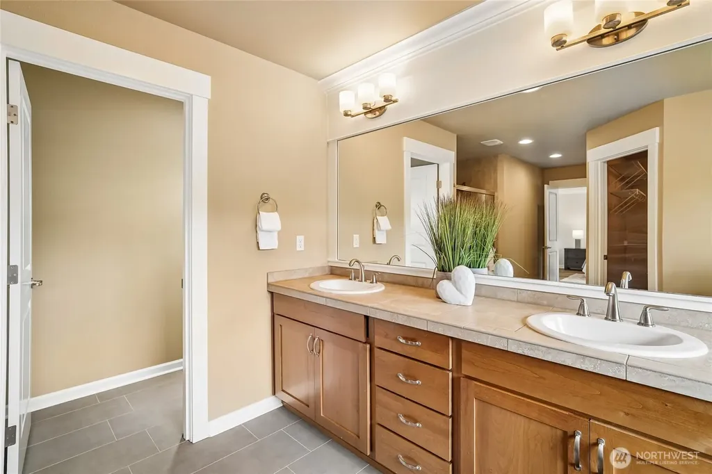 6308 SE 2nd Street Renton WA 98059