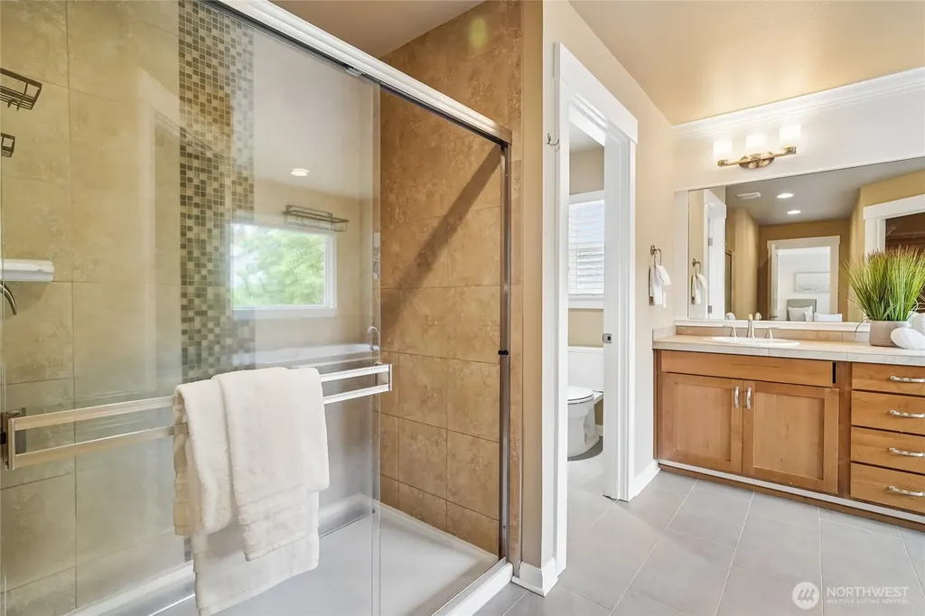 6308 SE 2nd Street Renton WA 98059