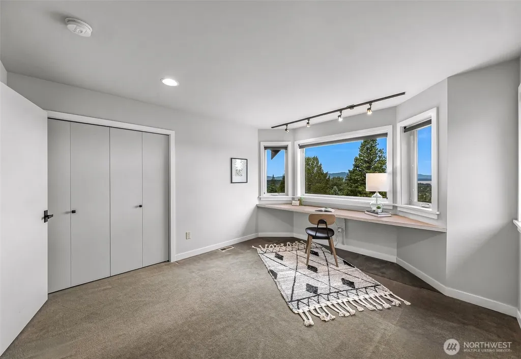 1200 37th Bellingham WA 98229